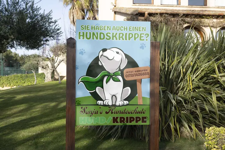 Hundskrippe Sonja Berger Schild